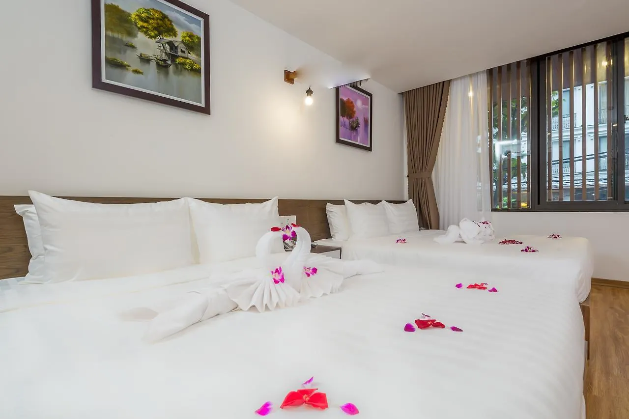***  Silana Hotel Da Nang Vietnam
